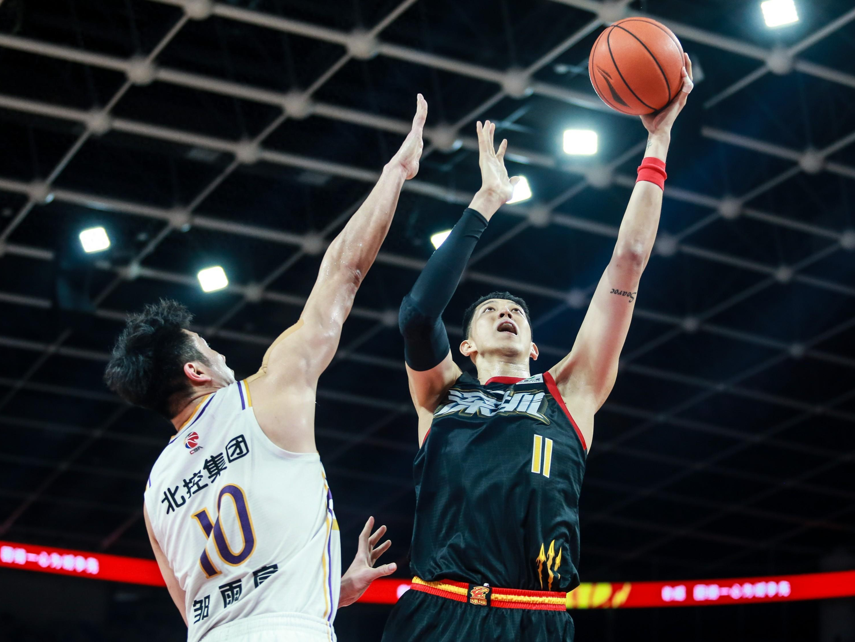 独行侠前途光明！，梅西新星锐不可当表现突出比赛高潮迭起