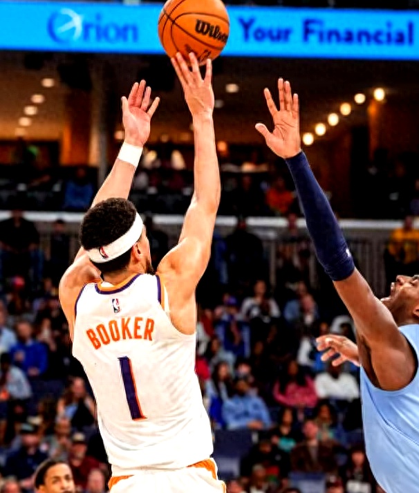 里程碑夜！孟菲斯灰熊刷新队史纪录；CBA季后赛今夜刷纪录；底气十足；更衣室氛围转暖的简单介绍