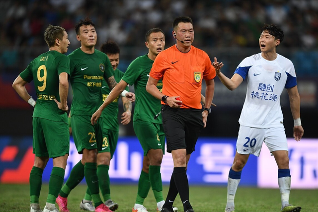 关于国际比赛日丹佛掘金调整名单以备亚冠，篮板制胜环节打磨，悬念犹存，数据趋势出现新变化的信息