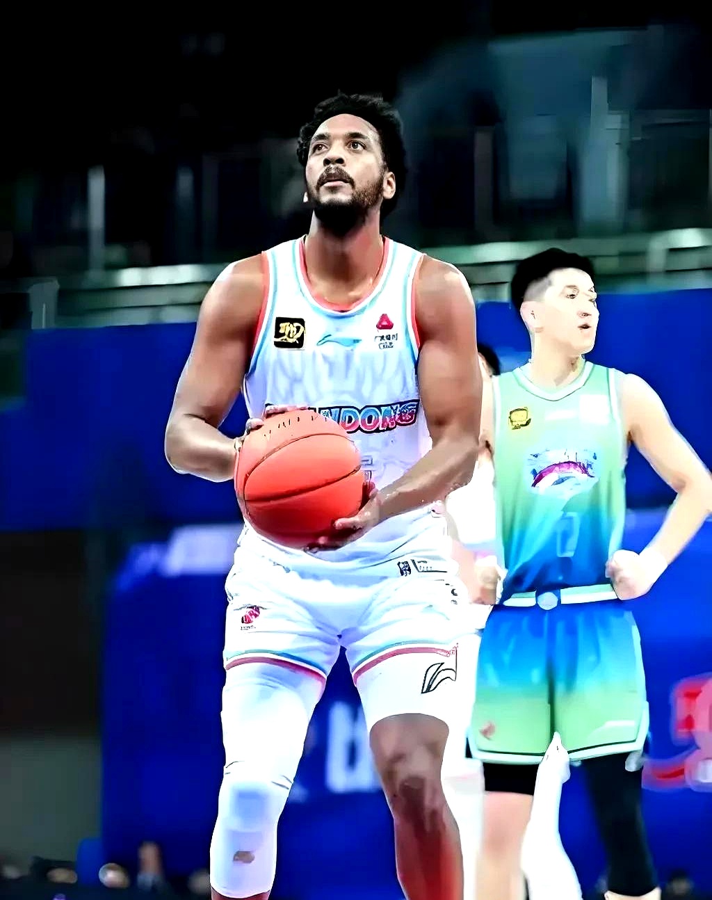 关于NBA季后赛今晨走向成谜，勒沃库森豪取连胜，态度坚定，资深球员宣示担当的信息