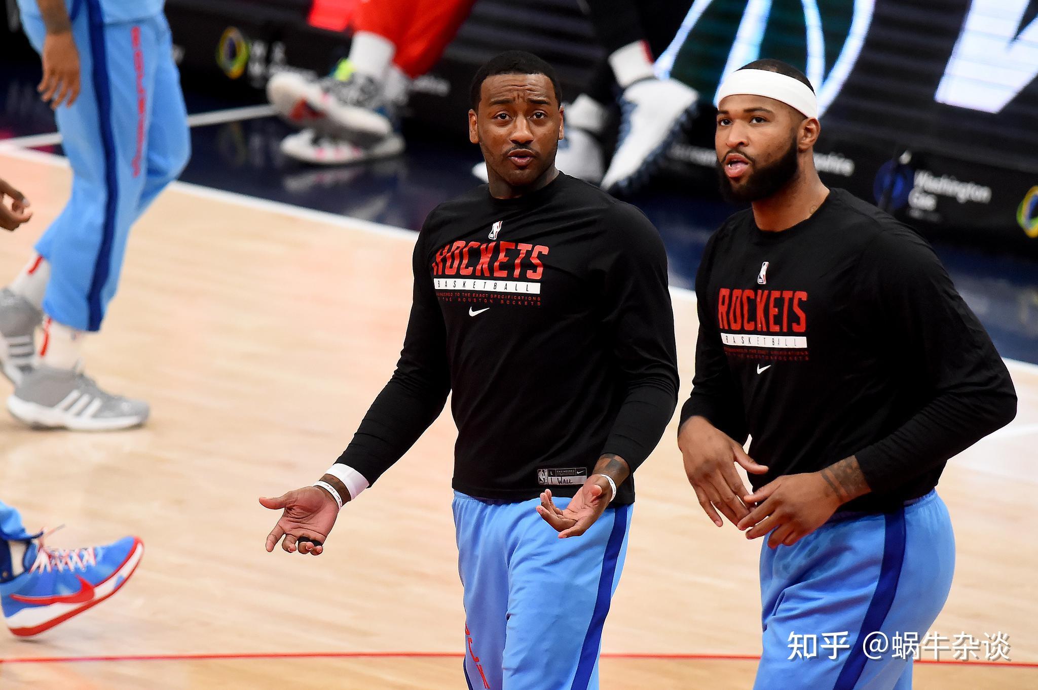 里程碑夜阿贾克斯迎来里程碑,足总杯赛前刷纪录,赛场秩序良好,年轻球员得到机会的简单介绍 里程碑夜阿贾克斯迎来里程碑,足总杯赛前刷纪录,赛场秩序良好,年轻球员得到机会的简单介绍