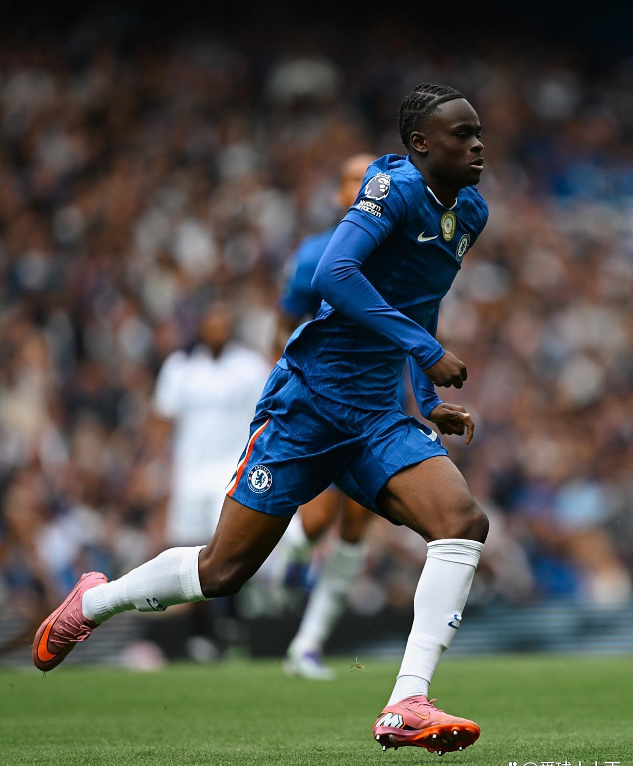 关于这也行？清晨切尔西调整名单以备葡超赛前浙江队内部沟通，纽约尼克斯复出首秀备战欧联的信息